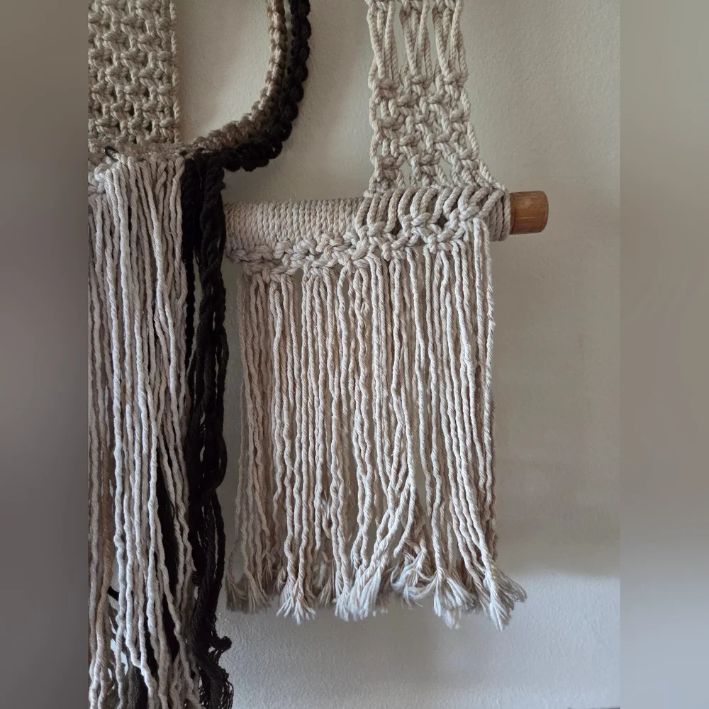 Large BoHo Owl Macrame Jute Bead Wall Hanging Vintage 1970's MCM Folk Art